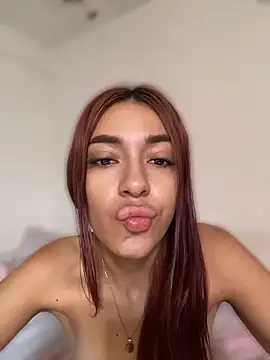 srta luciana online show from April 18, 2026, 2:43 pm