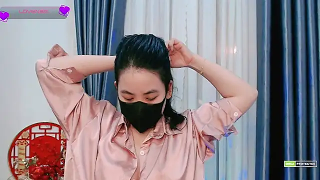 Snapshot of Na_baby chatting on February 10, 2025, 1:22 pm Na baby online show from February 10, 2025, 1:22 pm