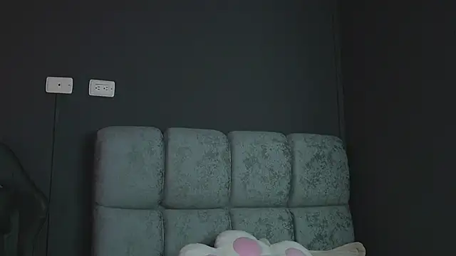 eimy22 online show from September 22, 2025, 10:34 pm