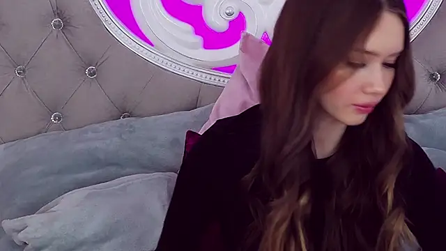 KateVon online show from February 24, 2025, 9:09 pm