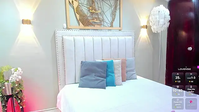 Miranda doll  online show from March 28, 2026, 12:16 pm