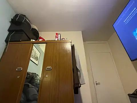 Snapshot of Tattooednakedguy chatting on January 16, 2025, 11:59 pm Tattooednakedguy online show from January 16, 2025, 11:59 pm