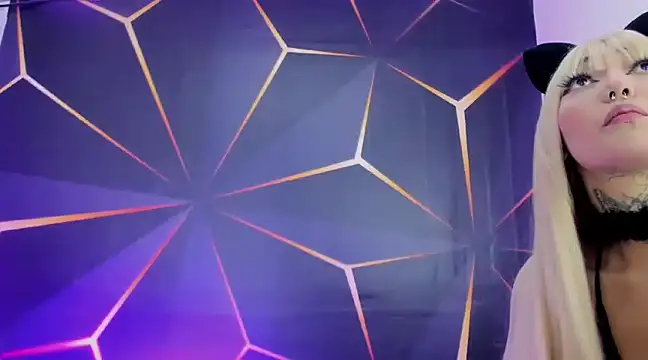 Snapshot of filletatouee chatting on January 19, 2025, 7:25 am filletatouee online show from January 19, 2025, 7:25 am