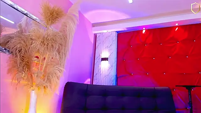 Snapshot of filletatouee chatting on September 23, 2025, 12:13 am filletatouee online show from September 23, 2025, 12:13 am