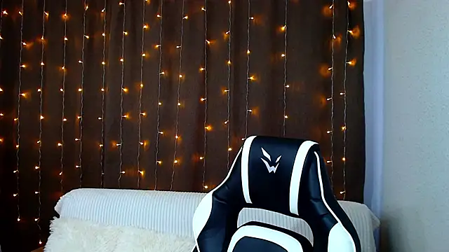 Snapshot of JessRosen chatting on January 16, 2025, 7:28 am JessRosen online show from January 16, 2025, 7:28 am