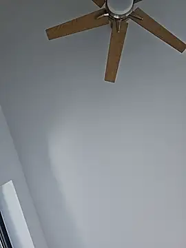 Snapshot of Hornyblond_Bella chatting on November 6, 2025, 8:59 am Hornyblond Bella online show from November 6, 2025, 8:59 am