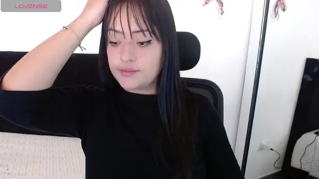 Snapshot of jjulietha95 chatting on October 25, 2025, 12:34 pm jjulietha95 online show from October 25, 2025, 12:34 pm