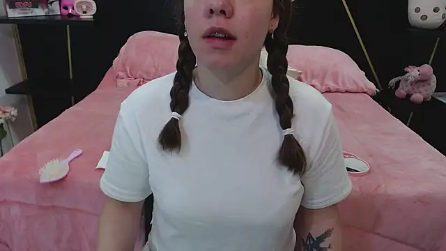 DanniAbbey online show from March 10, 2025, 11:42 am