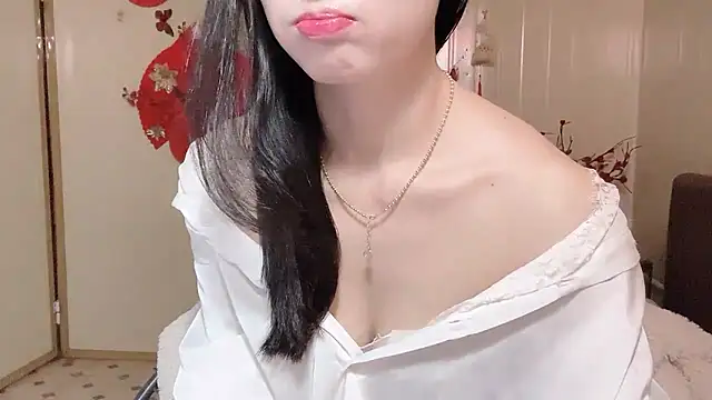 LinhChi 9x online show from July 6, 2026, 12:18 am