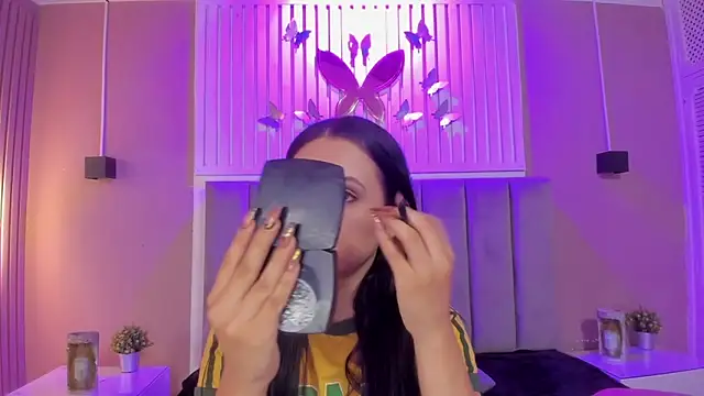 diosa cristal online show from December 4, 2025, 3:16 am