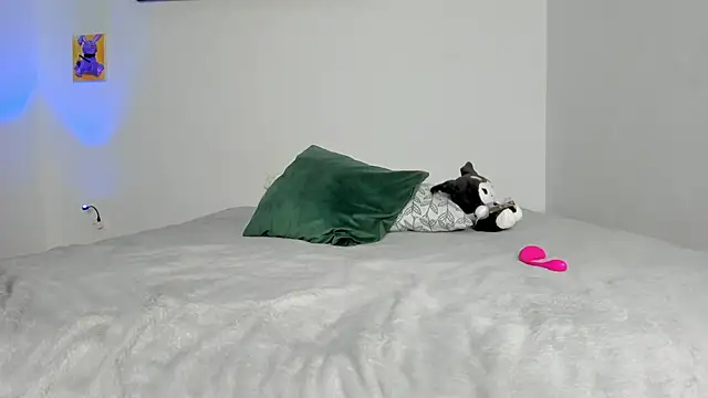 Snapshot of megan_dolly777 chatting on January 10, 2025, 8:29 am megan dolly777 online show from January 10, 2025, 8:29 am