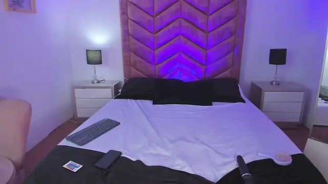 Tom Silver   online show from February 7, 2025, 7:38 pm