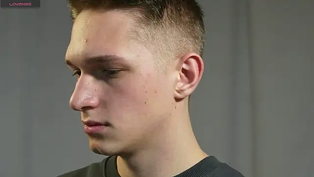 dustyn fox online show from December 28, 2024, 6:18 pm