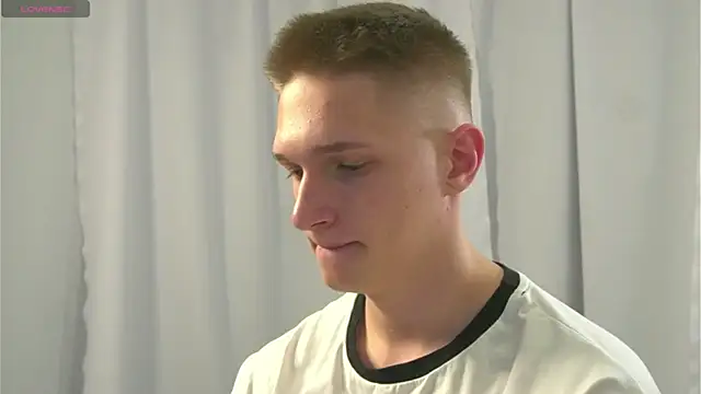 dustyn fox online show from January 11, 2025, 2:25 pm