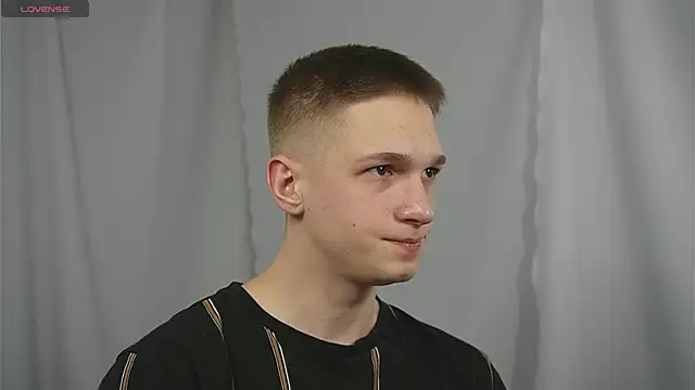 dustyn fox online show from January 17, 2025, 2:28 pm