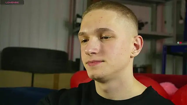 dustyn fox online show from February 12, 2025, 5:37 pm