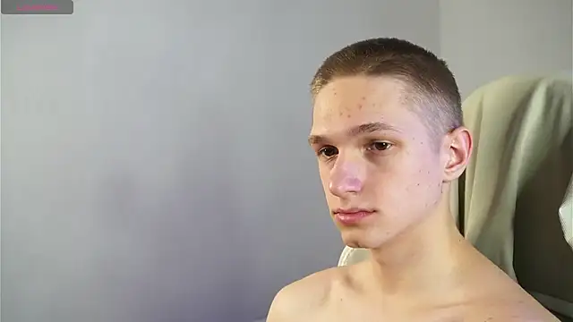 dustyn fox online show from March 1, 2025, 1:00 am