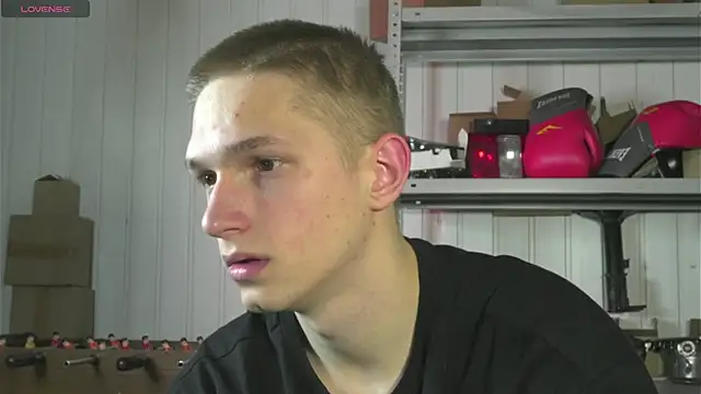 dustyn fox online show from March 5, 2025, 4:35 pm