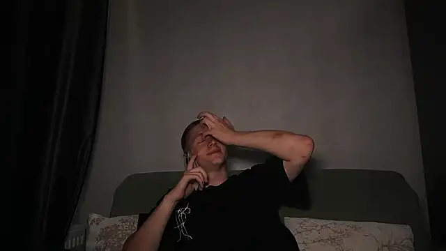 dustyn fox online show from September 15, 2025, 4:18 pm