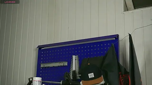 dustyn fox online show from October 24, 2025, 4:36 pm