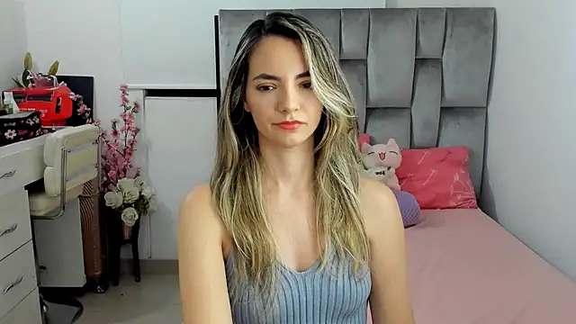 Snapshot of baby-miah chatting on October 10, 2025, 2:21 am baby-miah online show from October 10, 2025, 2:21 am