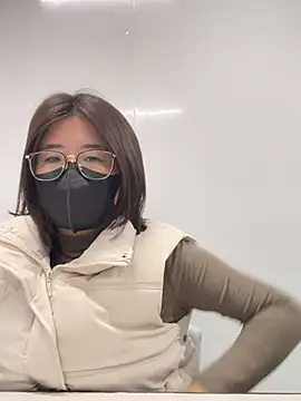 Snapshot of LanJeny_sexy chatting on December 11, 2024, 7:53 am LanJeny sexy online show from December 11, 2024, 7:53 am