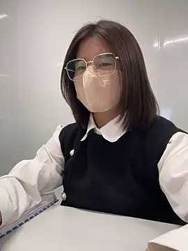 Snapshot of LanJeny_sexy chatting on December 24, 2024, 2:43 am LanJeny sexy online show from December 24, 2024, 2:43 am