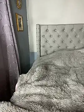 Effy Bonny online show from February 6, 2025, 3:06 am