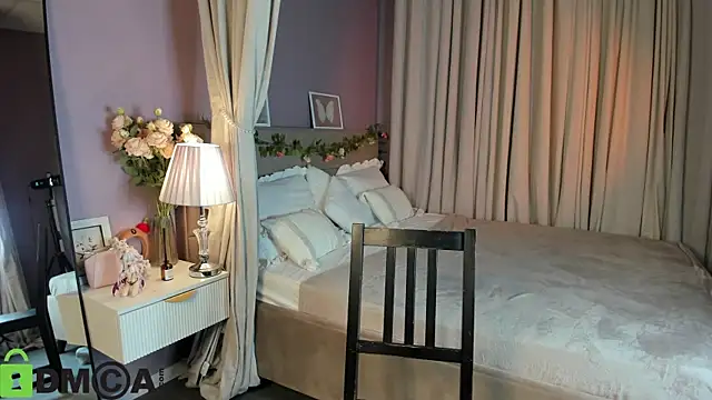 Snapshot of Dearly_Emily chatting on March 25, 2026, 5:19 pm Dearly Emily online show from March 25, 2026, 5:19 pm