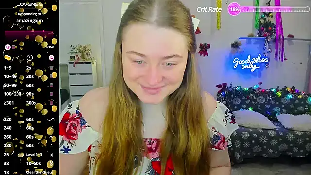 Snapshot of Demure_Smile chatting on December 11, 2024, 4:18 am Demure Smile online show from December 11, 2024, 4:18 am