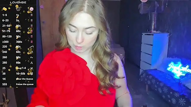 Snapshot of Demure_Smile chatting on March 5, 2025, 7:38 am Demure Smile online show from March 5, 2025, 7:38 am