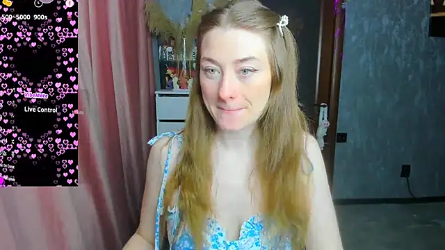 Snapshot of Demure_Smile chatting on February 16, 2026, 3:46 am Demure Smile online show from February 16, 2026, 3:46 am