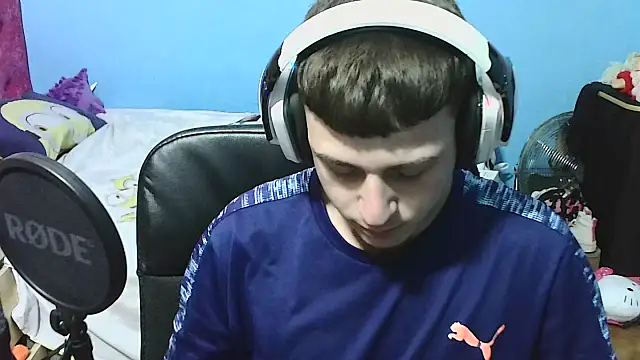 Nenejoven16- online show from October 18, 2025, 9:04 pm