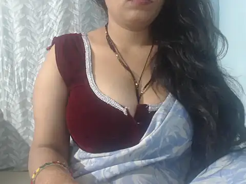 cute-priy online show from February 13, 2025, 8:59 am