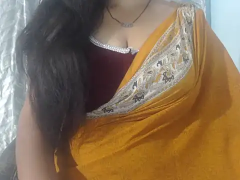 cute-priy online show from April 2, 2026, 6:11 am