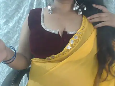cute-priy online show from July 20, 2026, 5:00 am