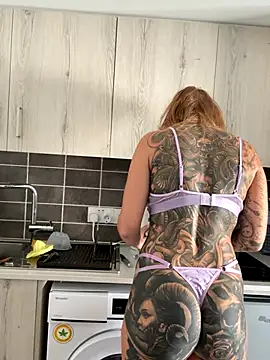 Snapshot of redNatified chatting on September 10, 2025, 9:09 am redNatified online show from September 10, 2025, 9:09 am