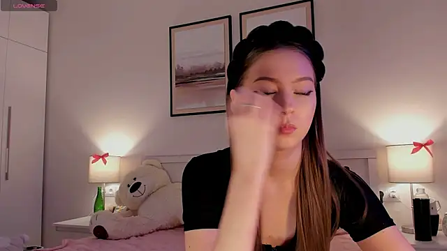 diana nier online show from November 29, 2025, 7:17 pm