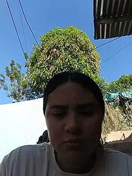 sexy-latin10 online show from May 15, 2026, 12:23 pm