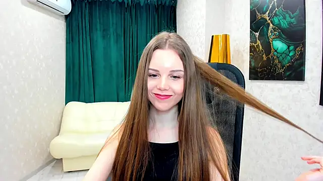 Snapshot of MileyWings chatting on January 19, 2025, 2:38 pm MileyWings online show from January 19, 2025, 2:38 pm