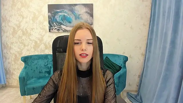 Snapshot of MileyWings chatting on February 4, 2025, 11:38 am MileyWings online show from February 4, 2025, 11:38 am