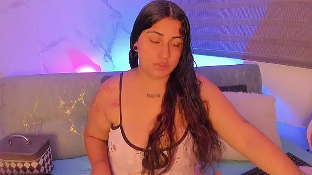 dayan silva  online show from March 18, 2026, 11:30 pm