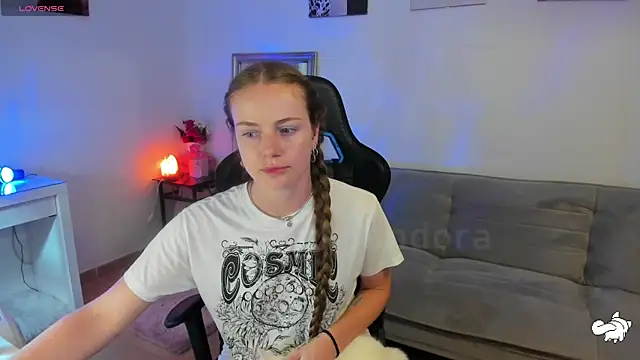 Snapshot of Piinkpandora chatting on September 22, 2025, 4:42 pm Piinkpandora online show from September 22, 2025, 4:42 pm