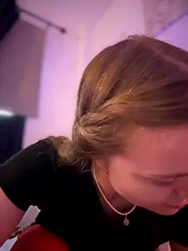 Snapshot of Piinkpandora chatting on October 29, 2025, 5:47 pm Piinkpandora online show from October 29, 2025, 5:47 pm