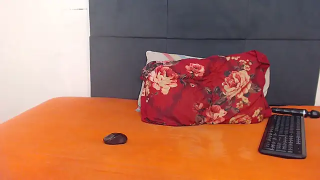 CANDY-X-LOVE-xx online show from December 20, 2024, 1:54 pm