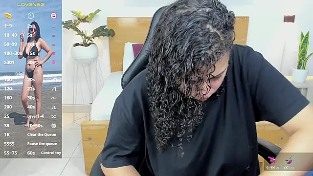 Snapshot of aixa_15 chatting on December 28, 2024, 12:03 pm aixa 15 online show from December 28, 2024, 12:03 pm