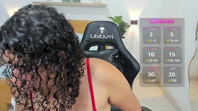 Snapshot of aixa_15 chatting on February 11, 2025, 12:05 pm aixa 15 online show from February 11, 2025, 12:05 pm