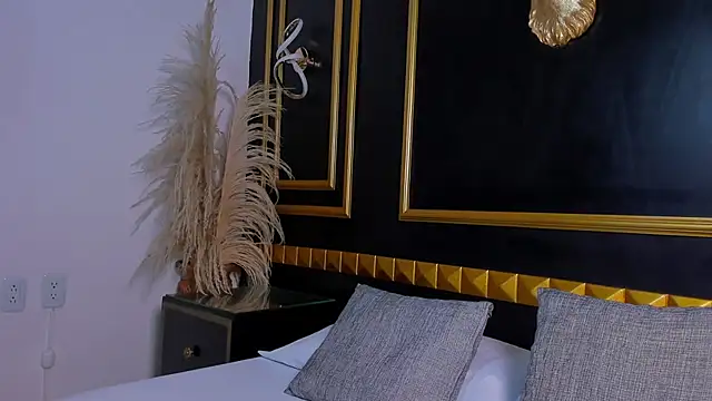 Snapshot of aixa_15 chatting on November 7, 2025, 12:27 pm aixa 15 online show from November 7, 2025, 12:27 pm