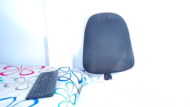 Megaanfox online show from March 8, 2026, 12:19 am