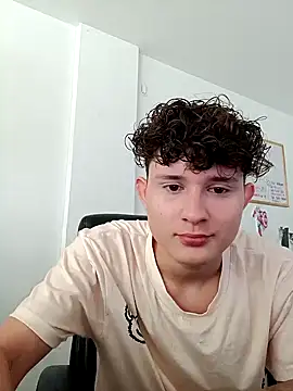 Nathan Bluee online show from December 24, 2024, 2:33 pm